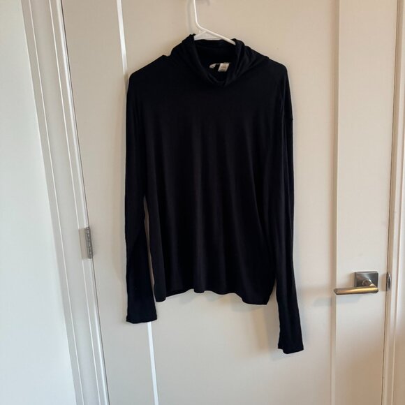 H&M mock neck long sleeve undershirt - Picture 2 of 6